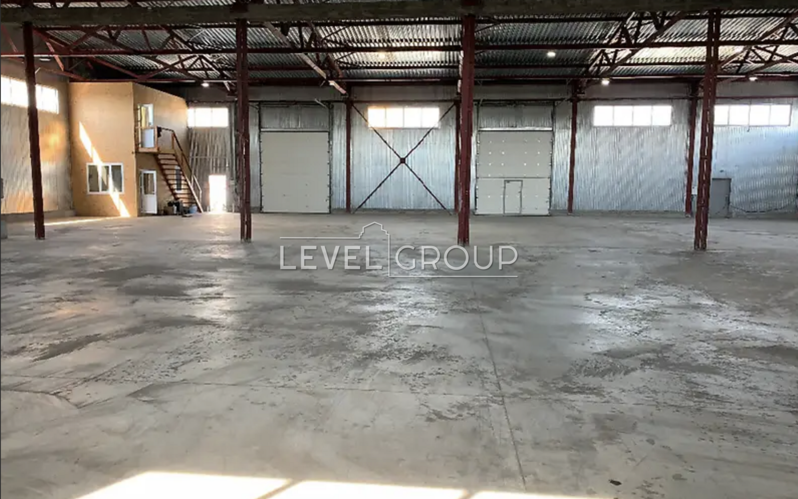 Кленовий узвіз, 1