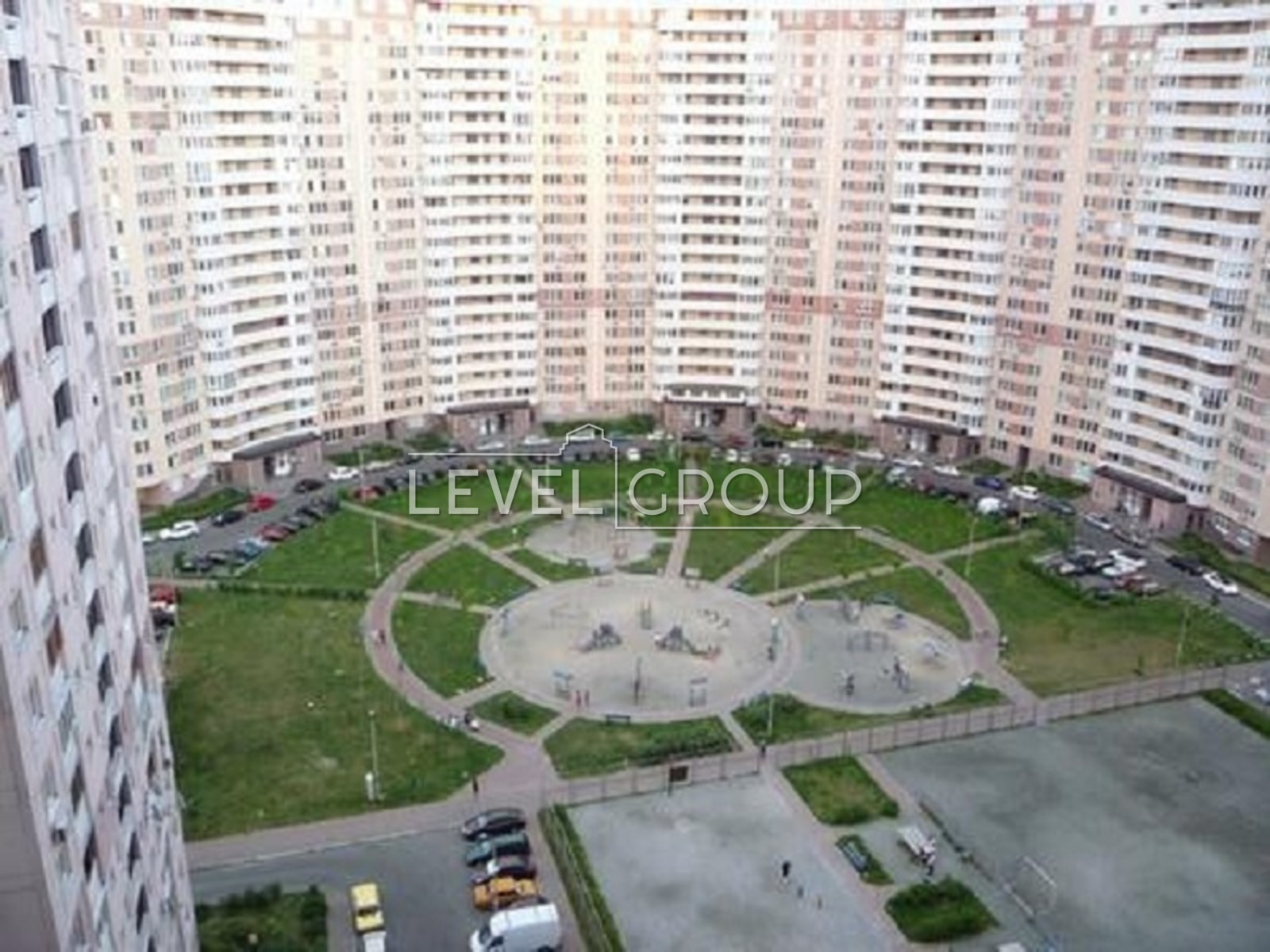 Олени Пчілки вул., 2Б