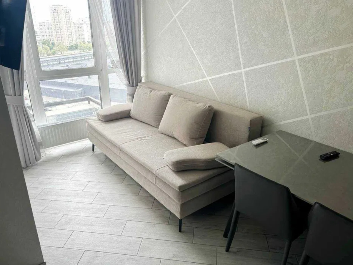 Oleksandra Olesia St., 19