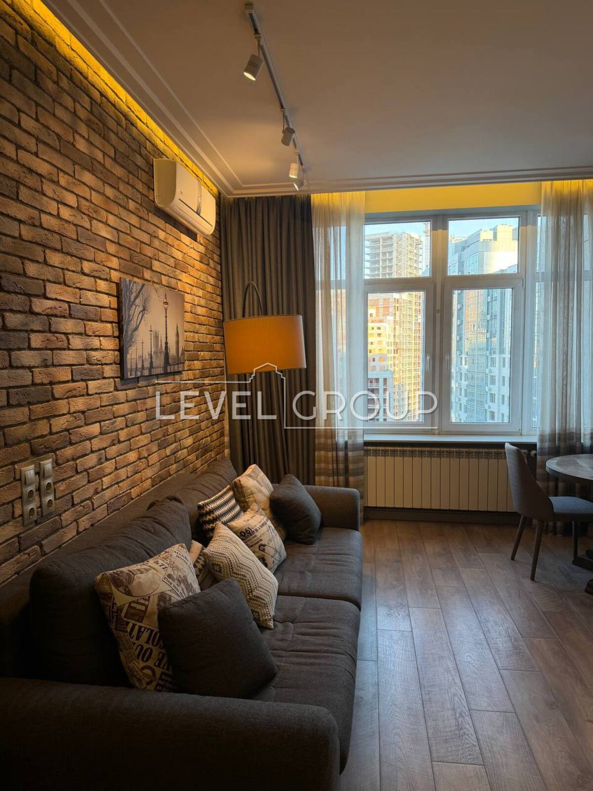 Андрея Верхогляда, 11