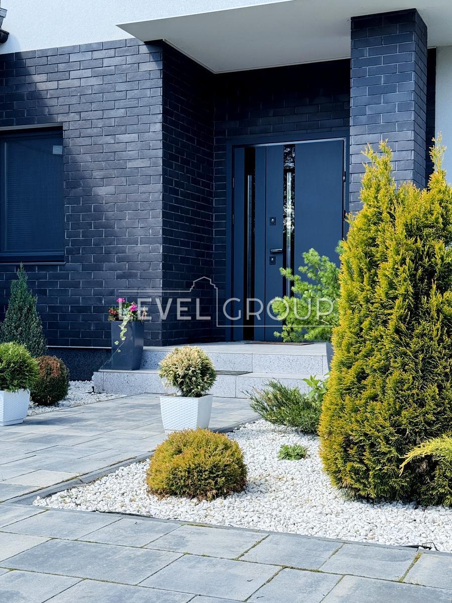 Петрівський пров., 10