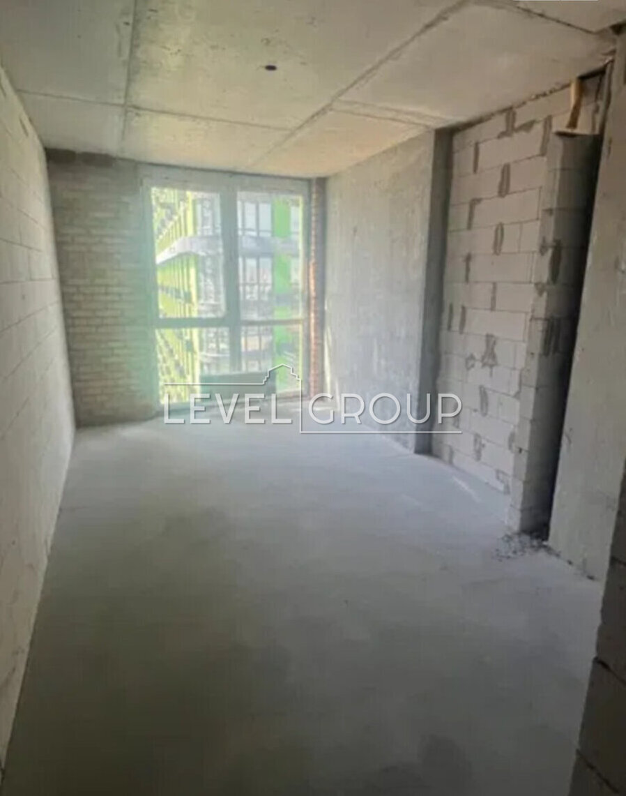 Причальна вул., 12