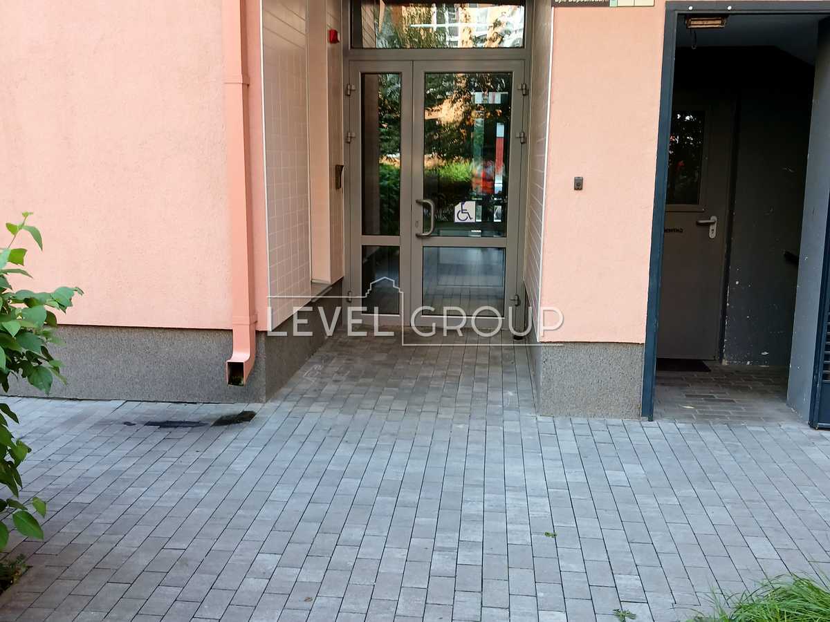 Березнева вул., 12к9