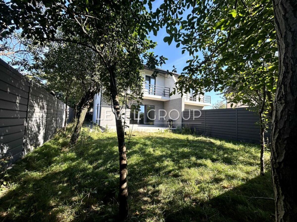 52nd Sadova Street, 14