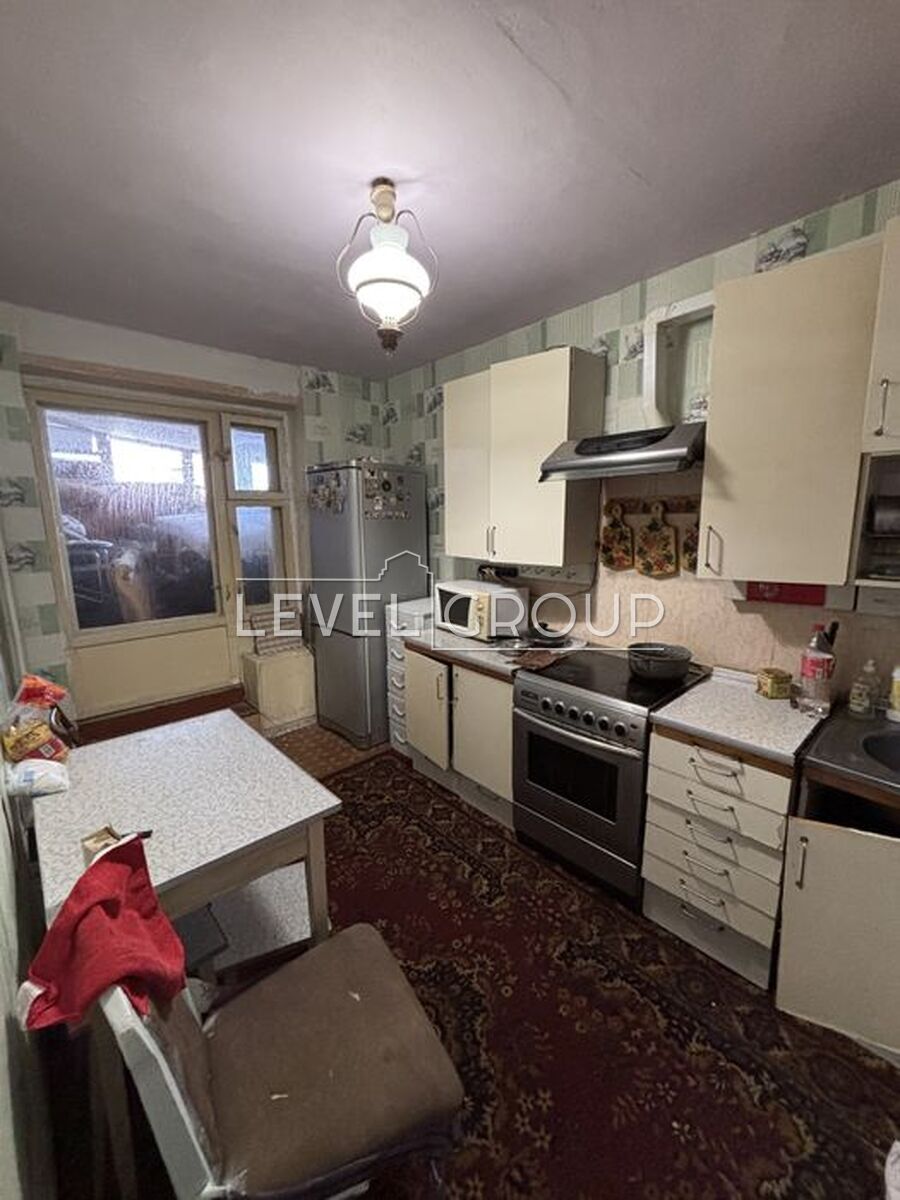 Antonovych St. (Gorky), 88