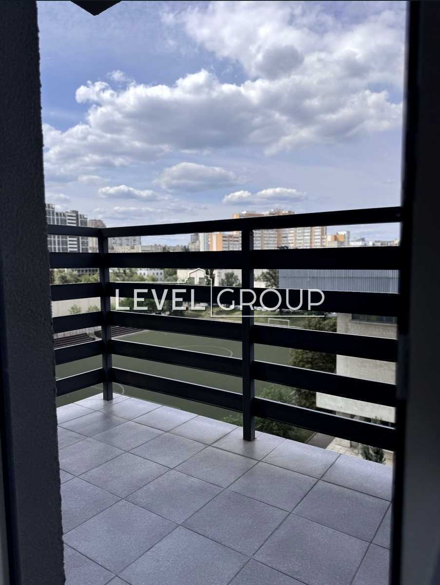 Нижньоключова вул., 14