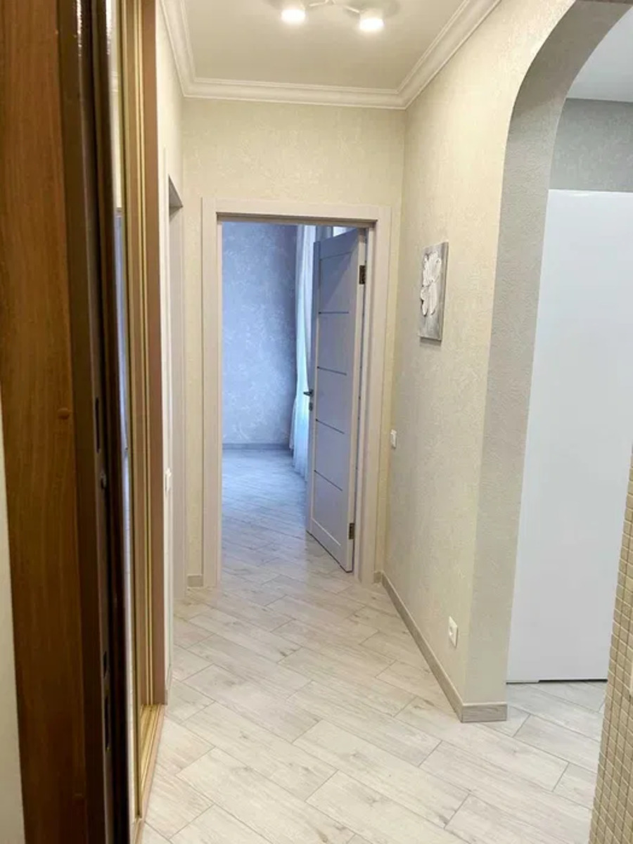 Oleksandra Olesia St., 19