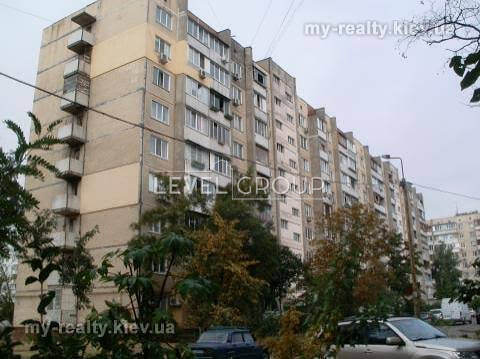Героїв Дніпра вул., 61