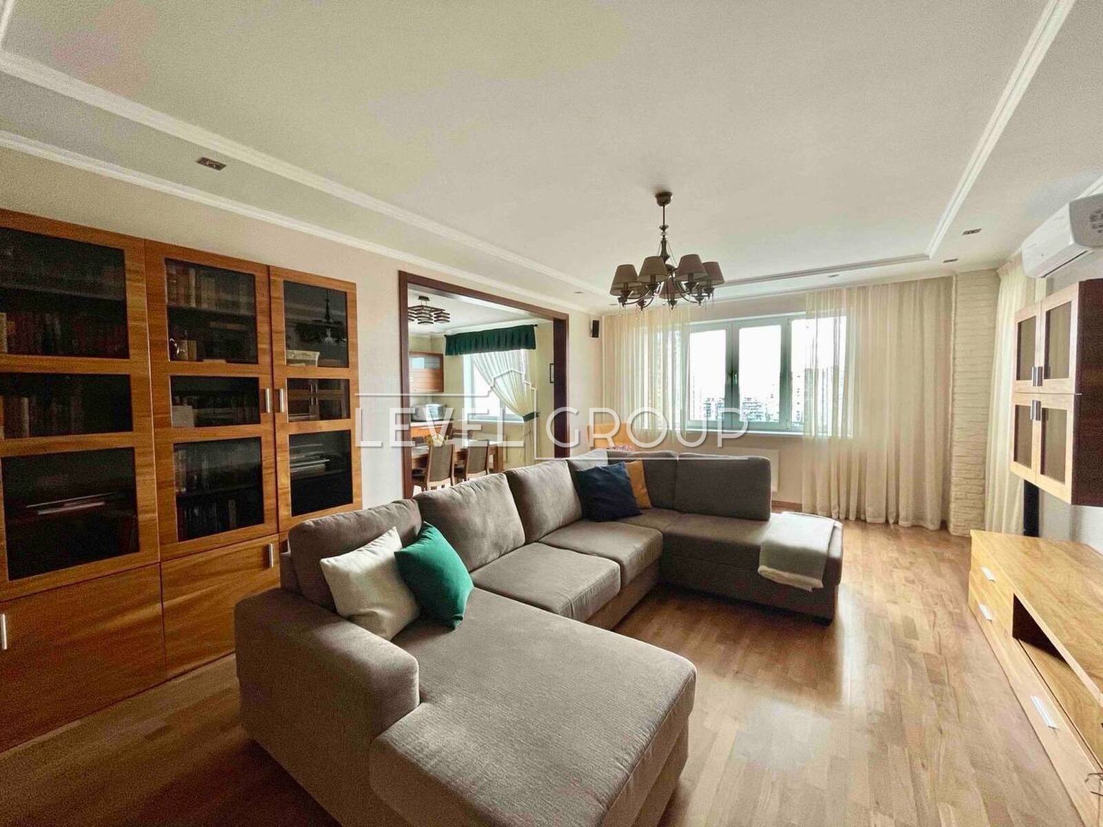 Yuriy Shumsky St., 1B