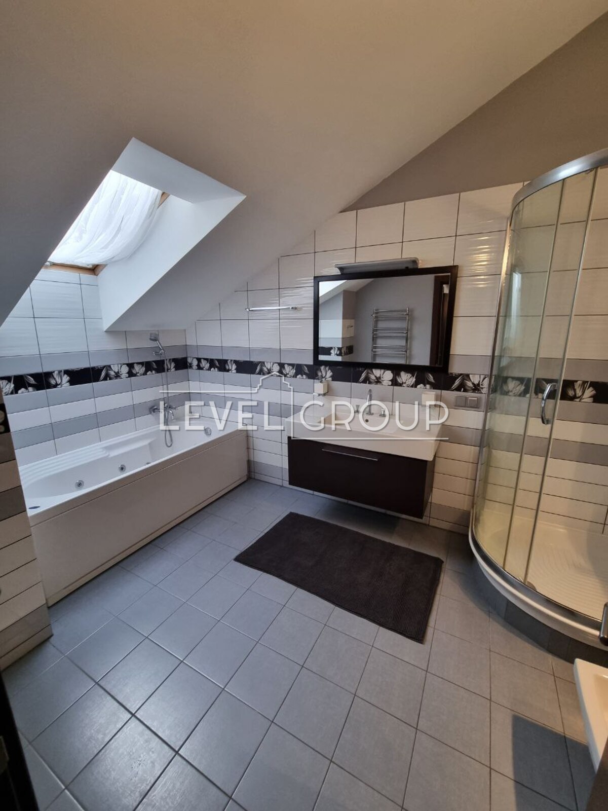 Плютовська, 2