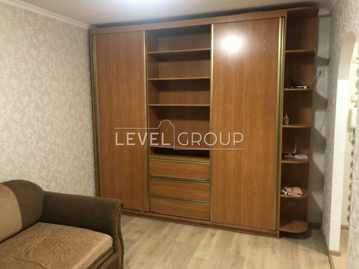 Оболонський просп., 34Г