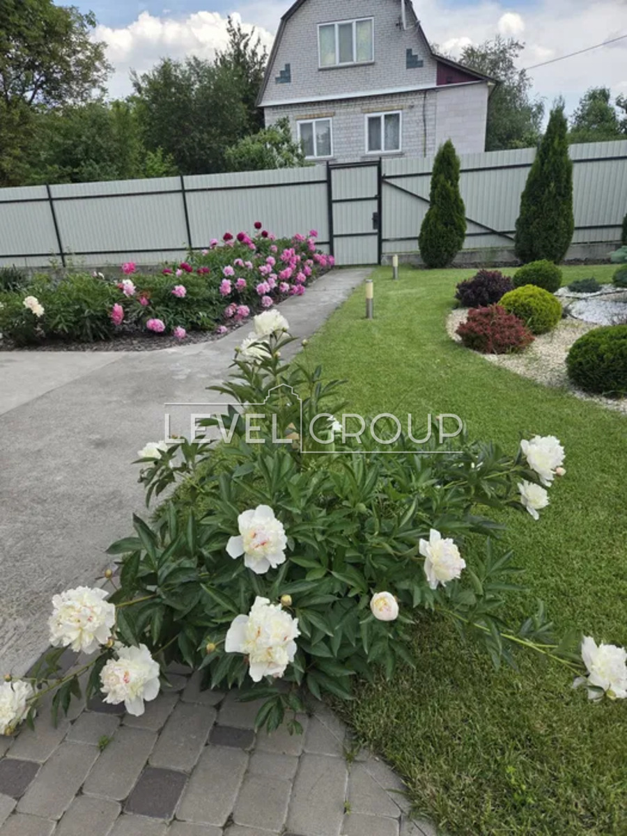 1 лінія вул., 909