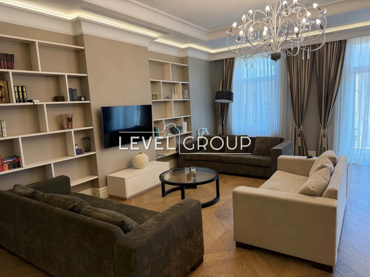 Новоселицька вул., 10