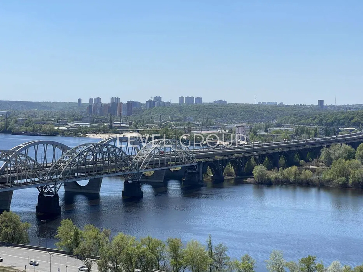 Березняківська вул., 29а