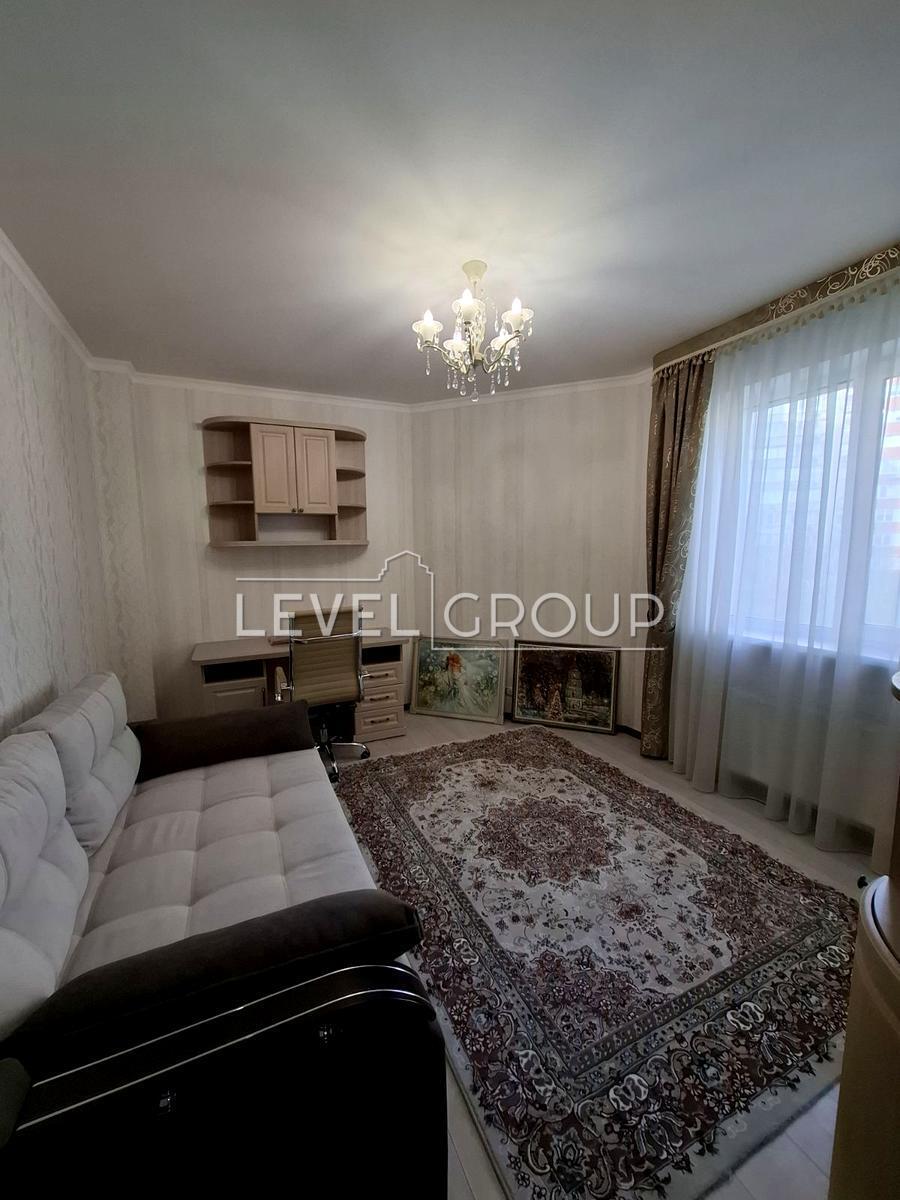 Valery Lobanovsky Ave. (Chervonozoryany), 15/7