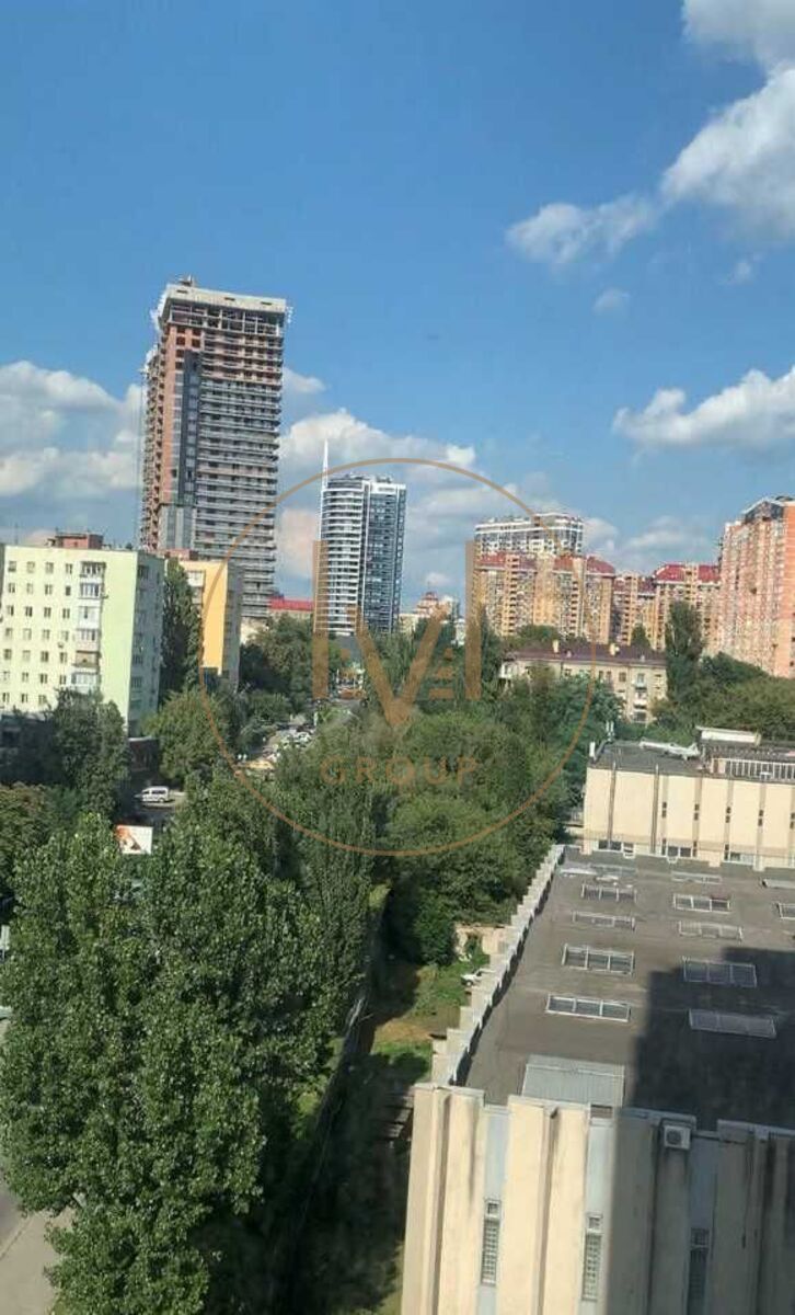 35 Predslavynska St