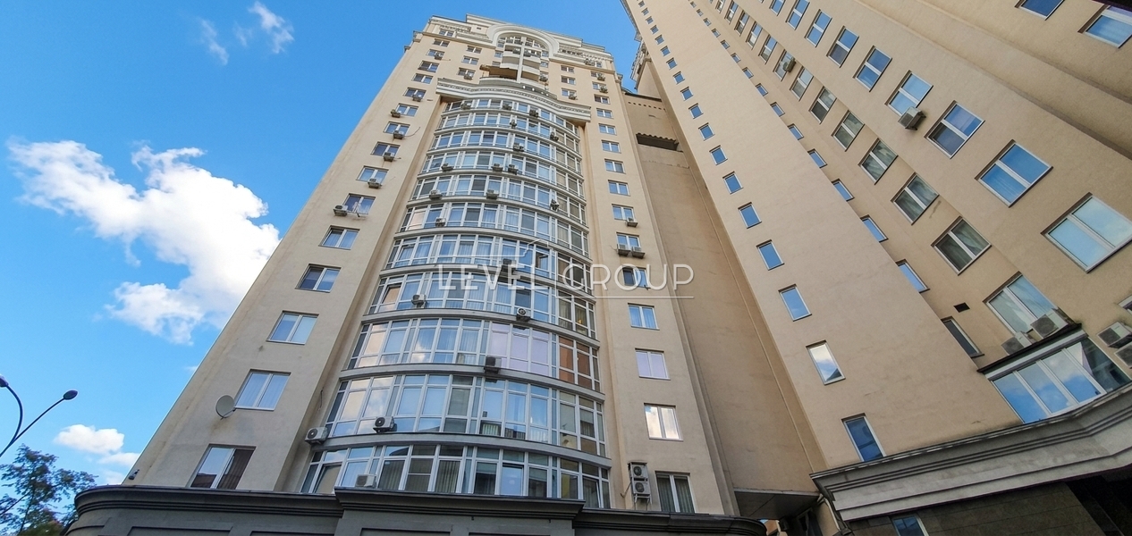 Dmytrivska St., 80