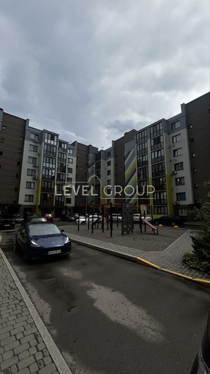 Стеценка вул., 75л
