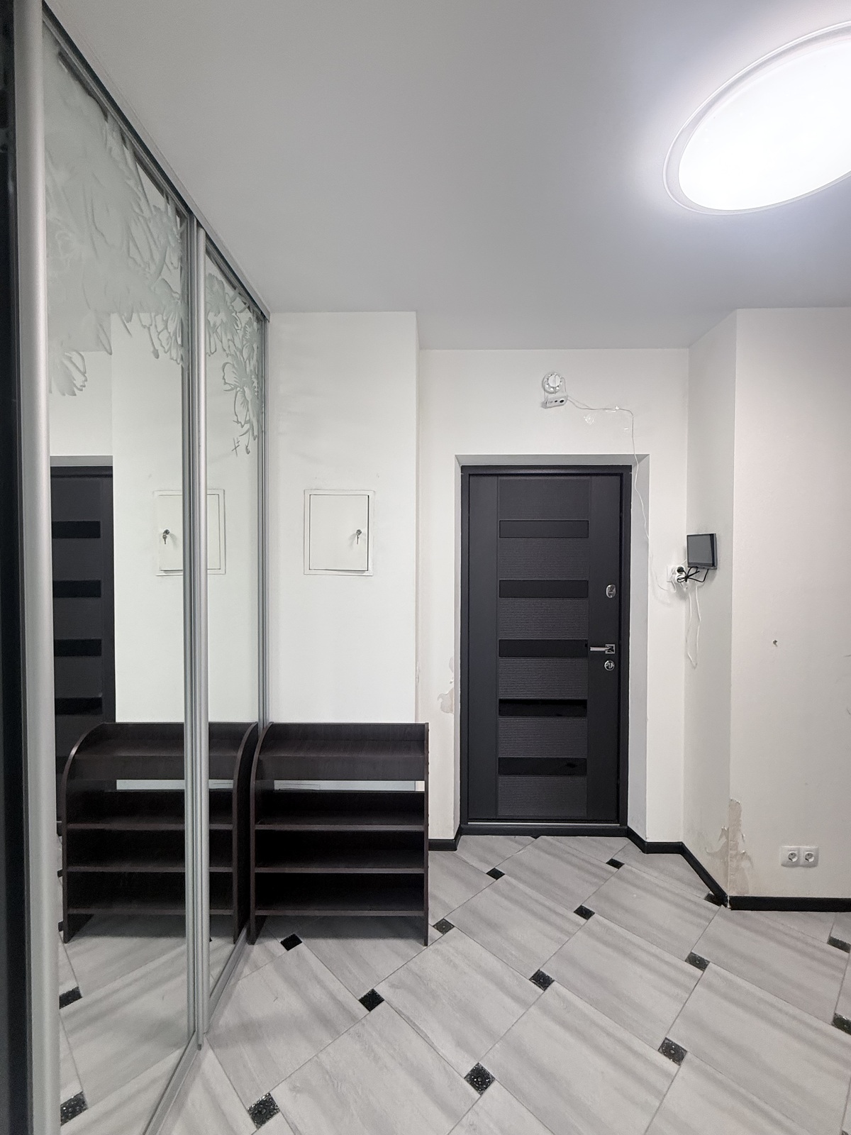 Drahomanova St., 2