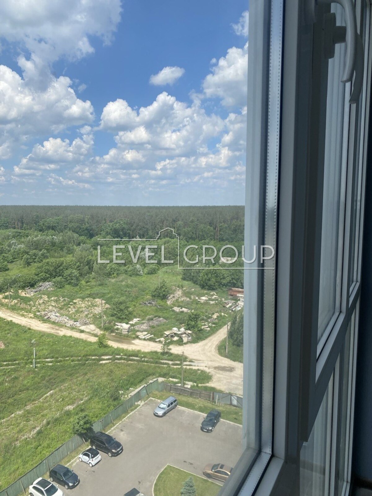 Берковецька, 6-а