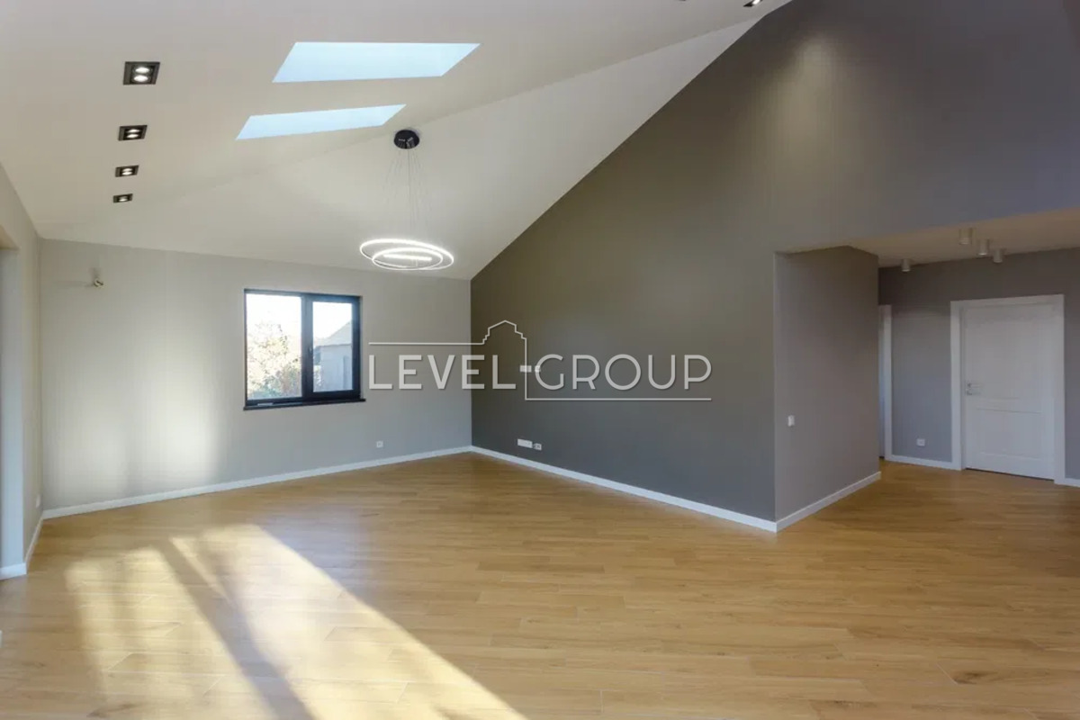 Підгірна вул.