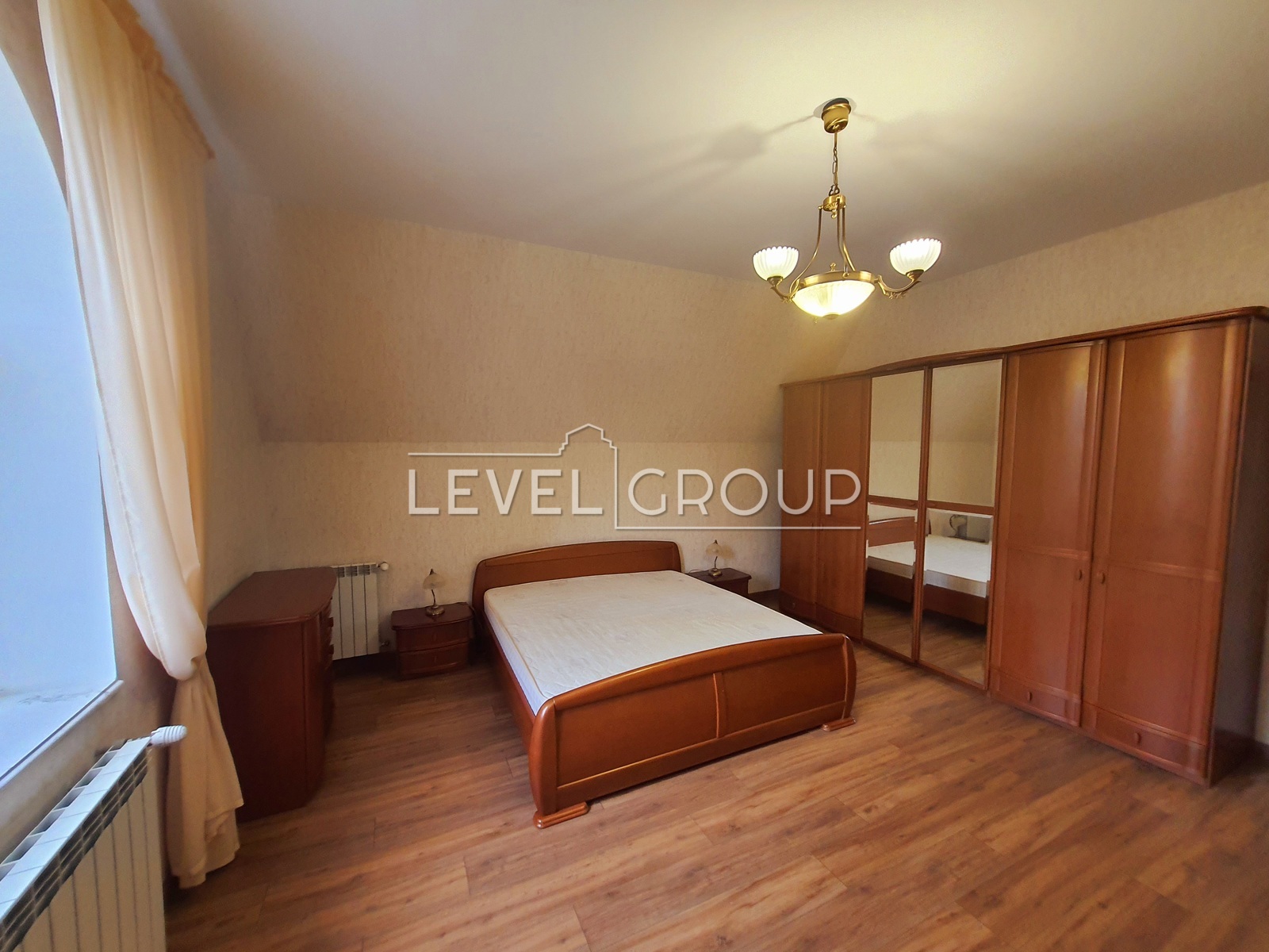 Соловяненка, 125