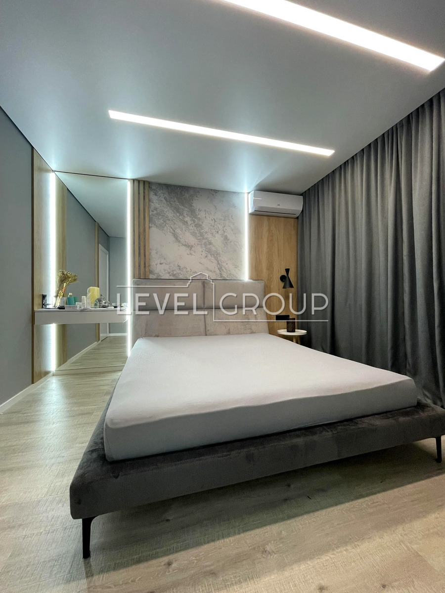 Mykola Zakrevskoho St., 95a