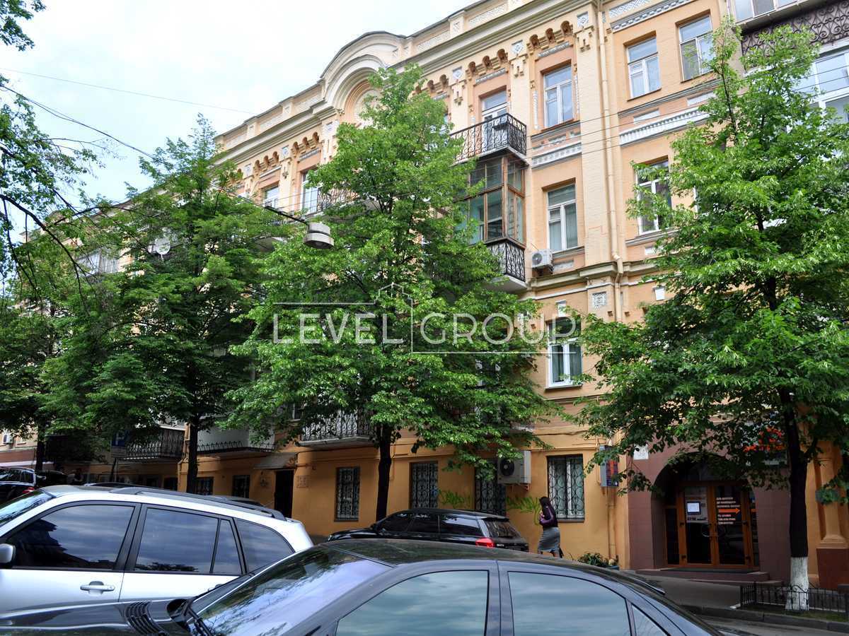 Миколи Лисенка вул., 1