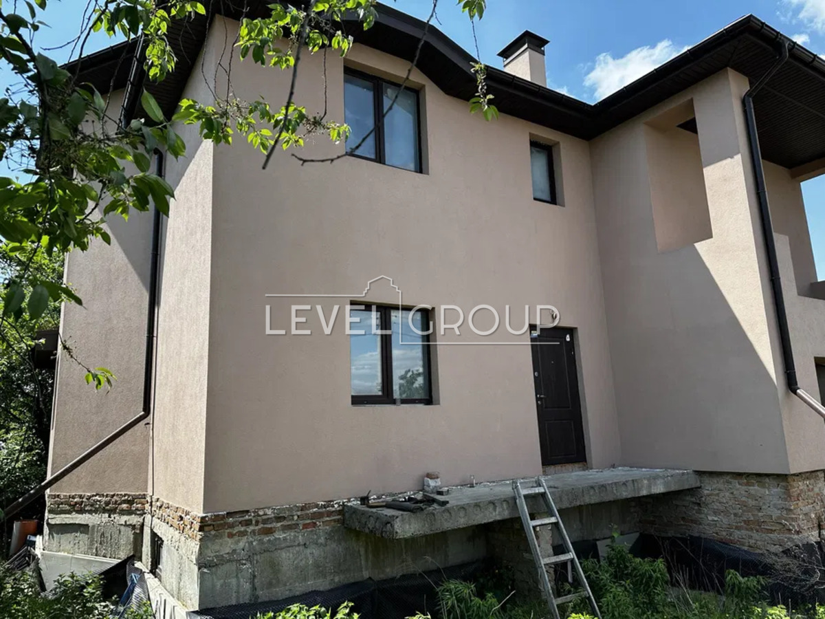 Mykola Mikhnovsky St.