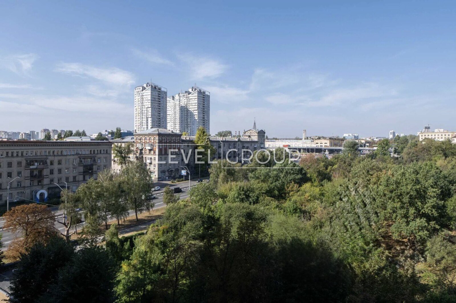 Берестейський просп. (Перемоги), 42