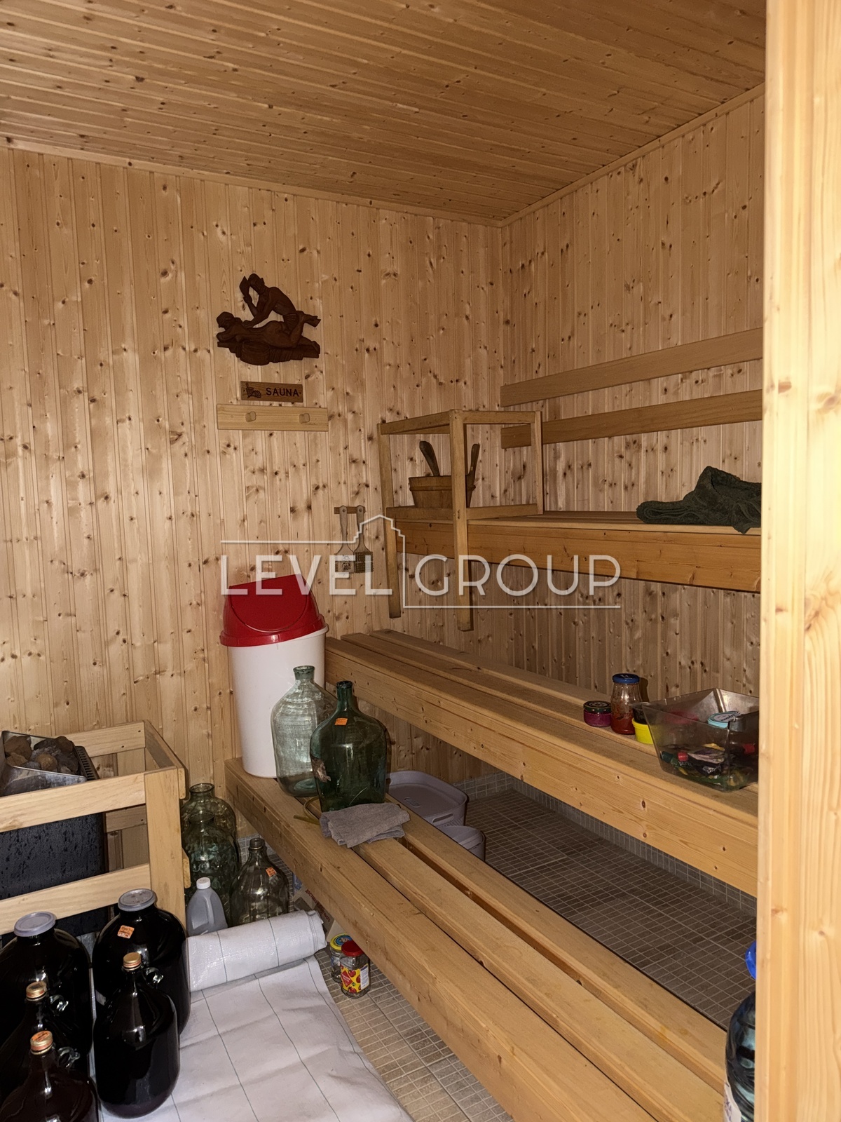 Yasnopolyanska, 33-G