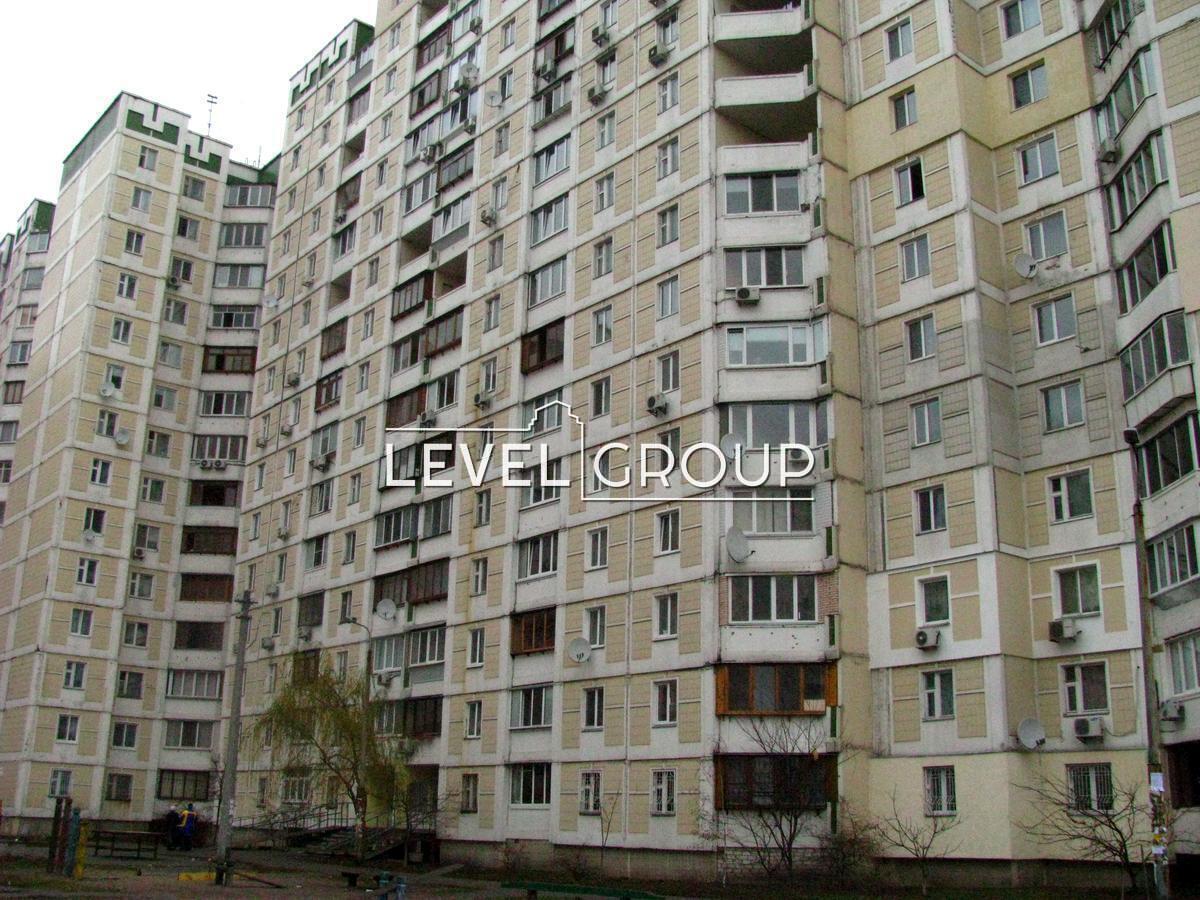 Вишняківська вул., 7б