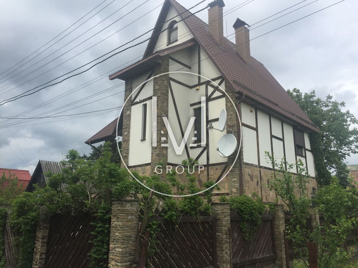 Озерна вул., 31