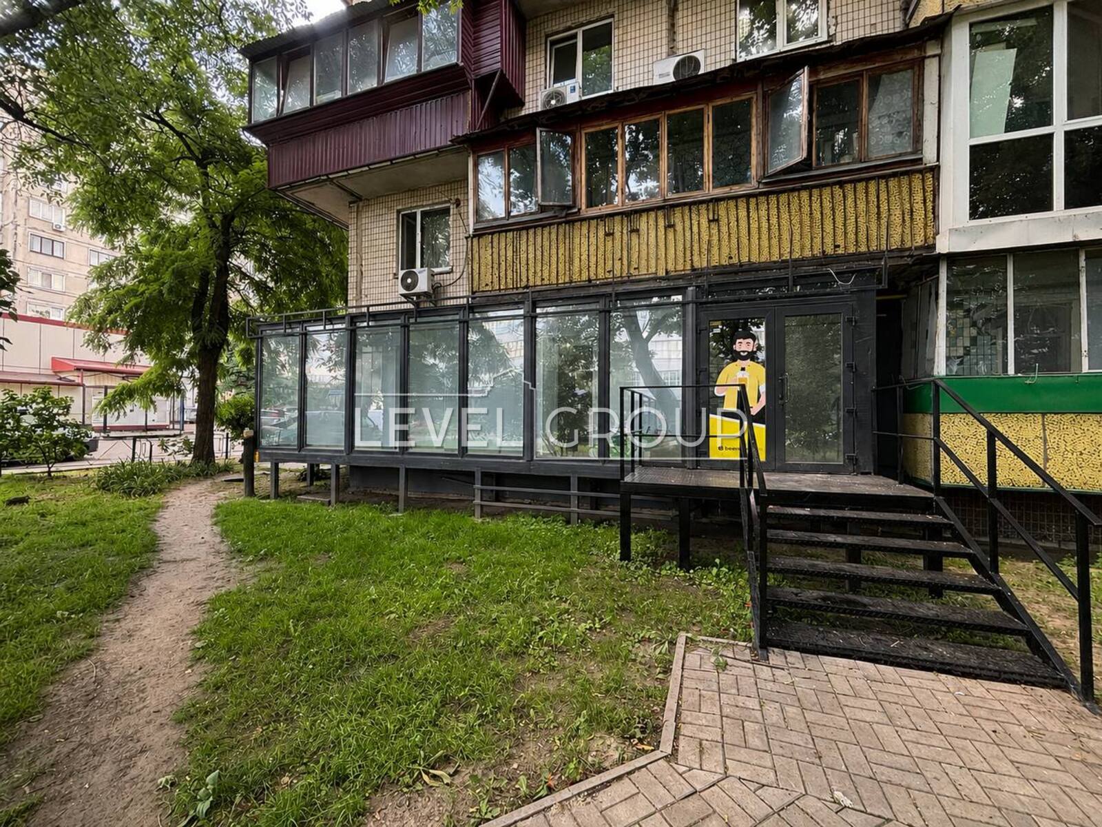Автозаводська вул., 25