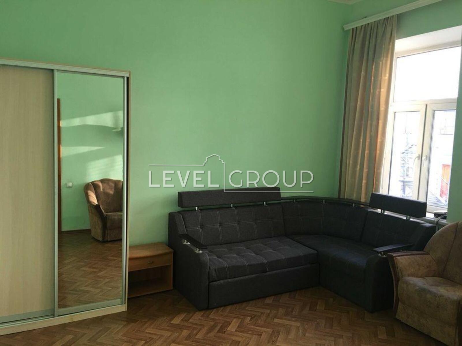 Yevhena Chykalenko St. (Pushkinska), 31b