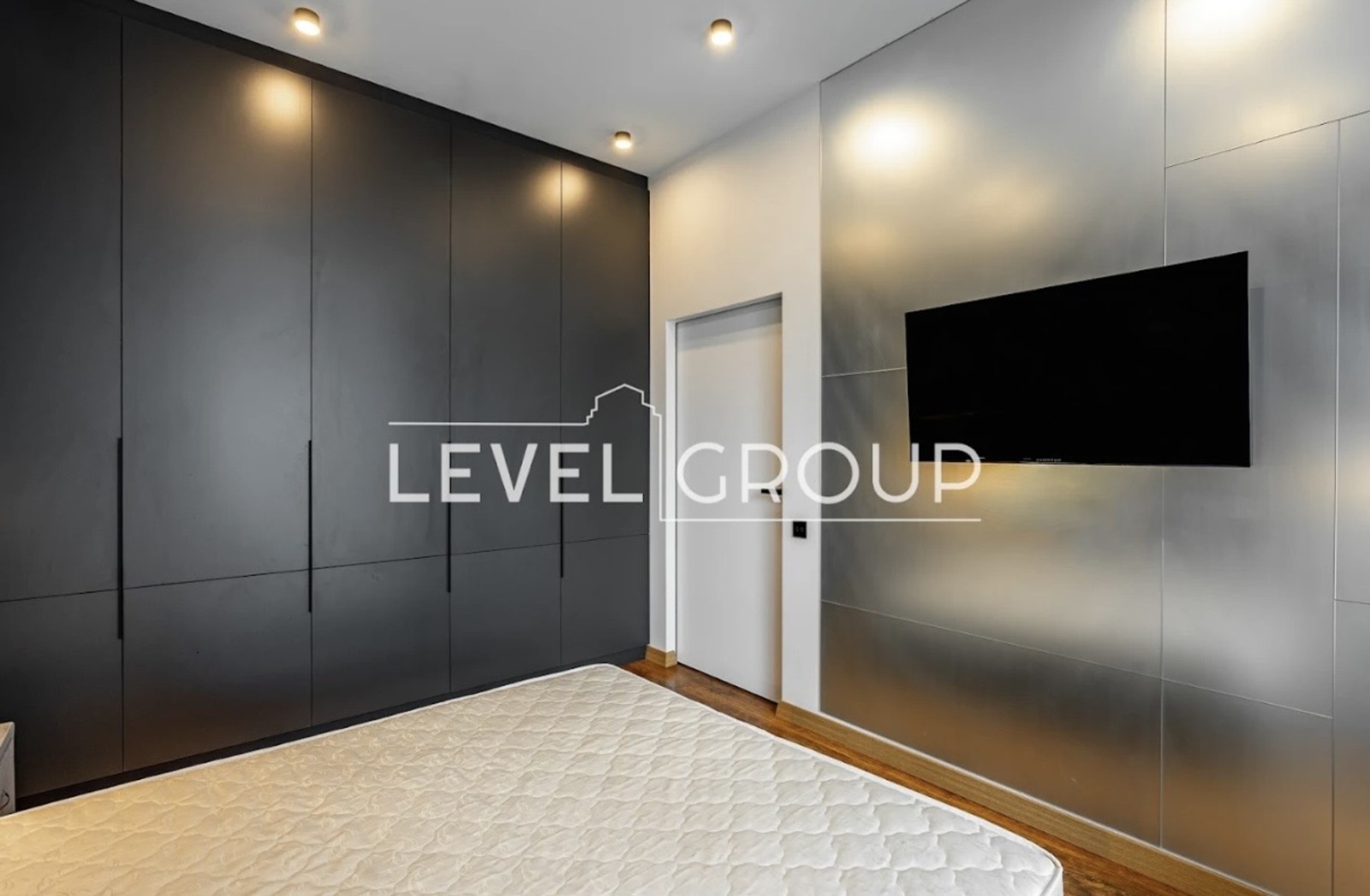 Lesia Ukrainka Blvd., 7A