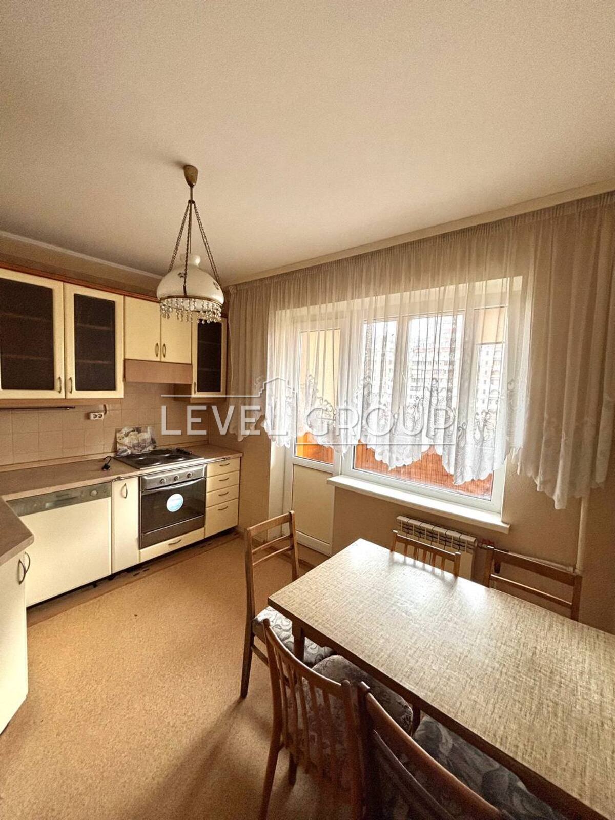 Миколи Закревського вул., 13