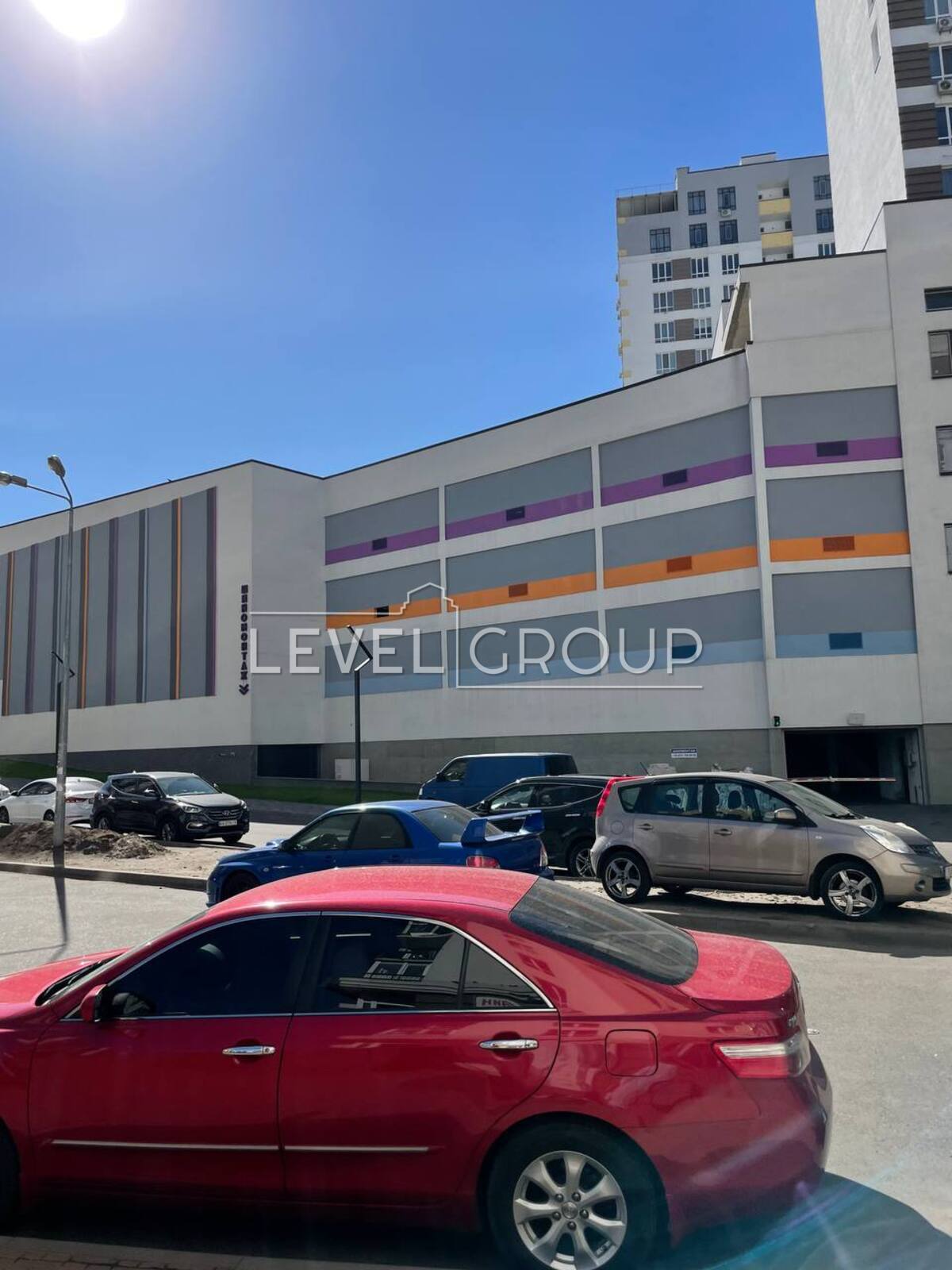 вул. Першотравнева, 23