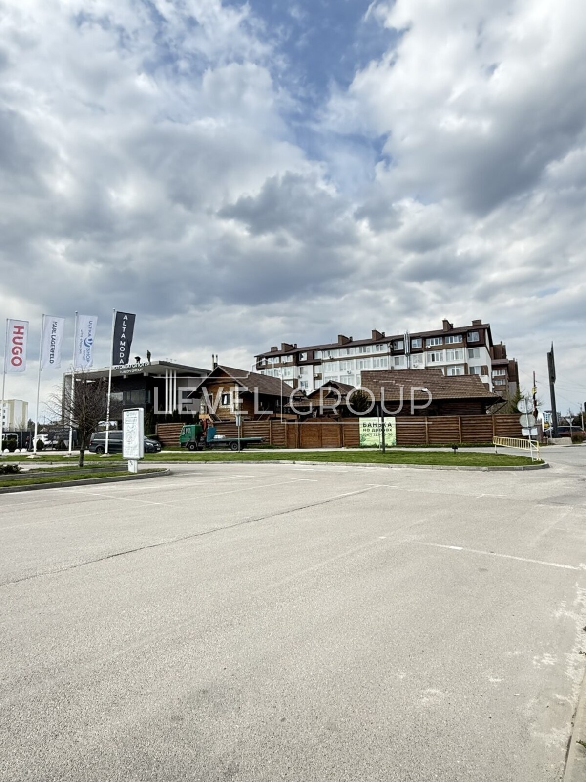 Leonid Kadenyuk St., 11