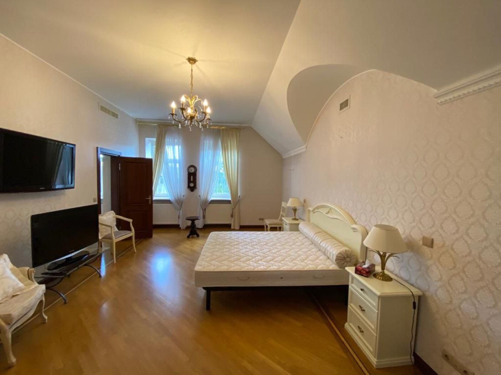 Золотоворотская, 15