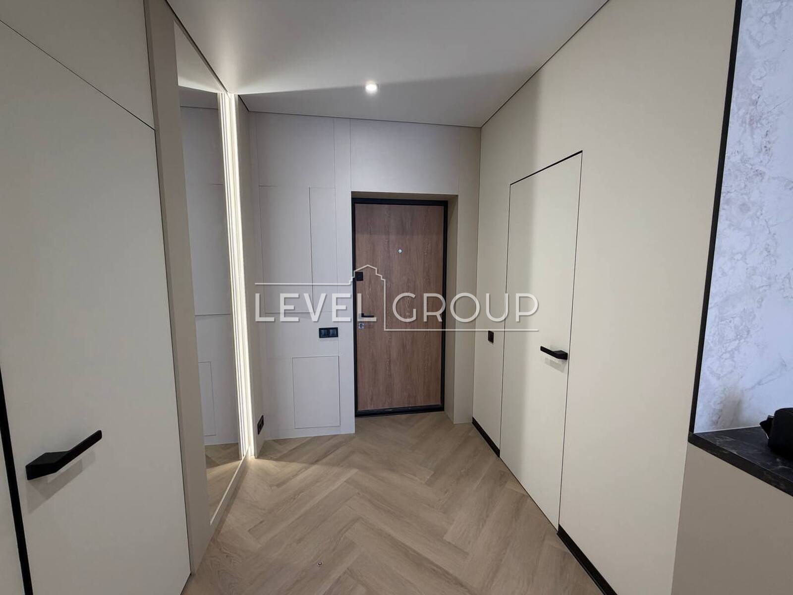 Oleksandra Olesia St., 17A