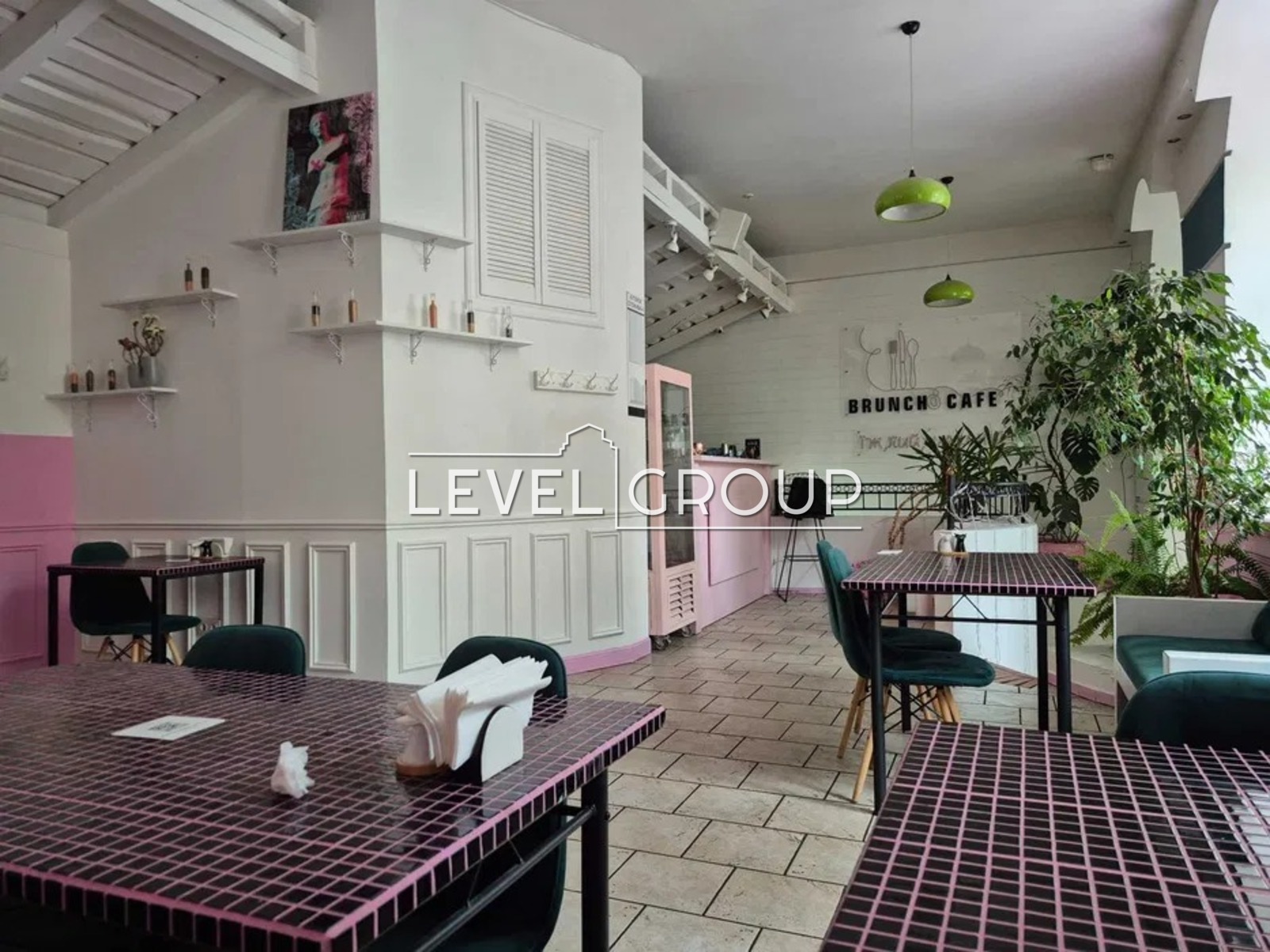 Інститутська вул., 27