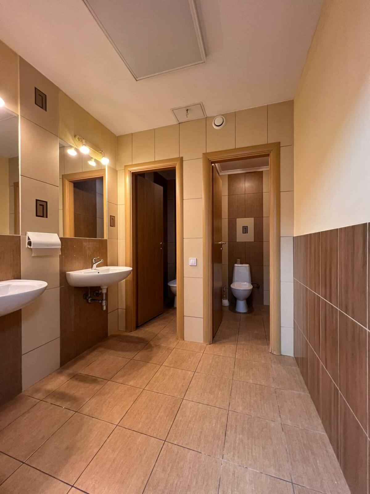 Olesya Honchara St., 79