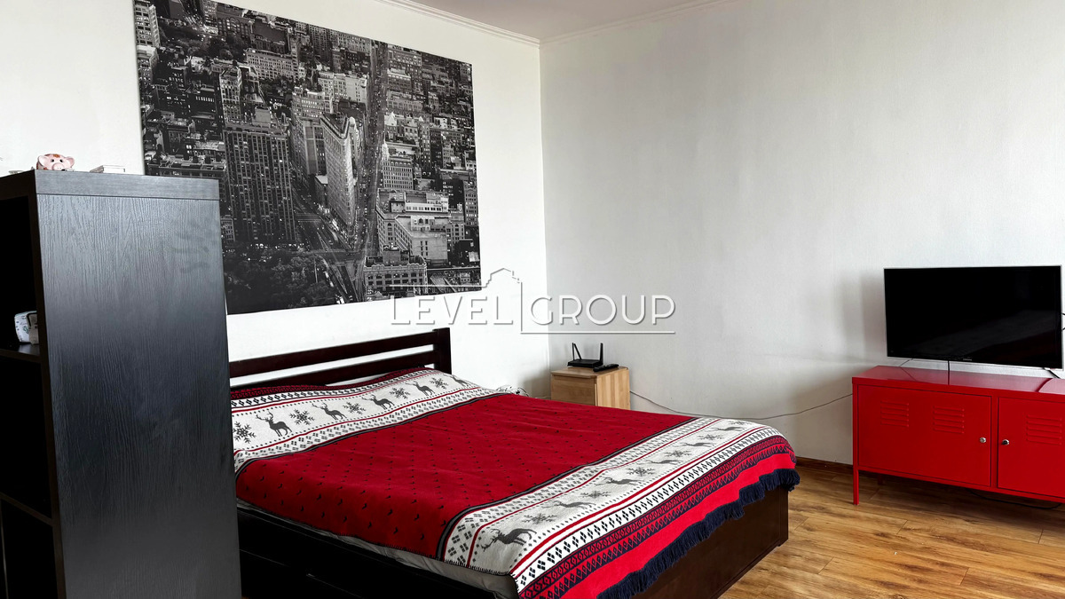 Vyshhorodska St., 45b/1