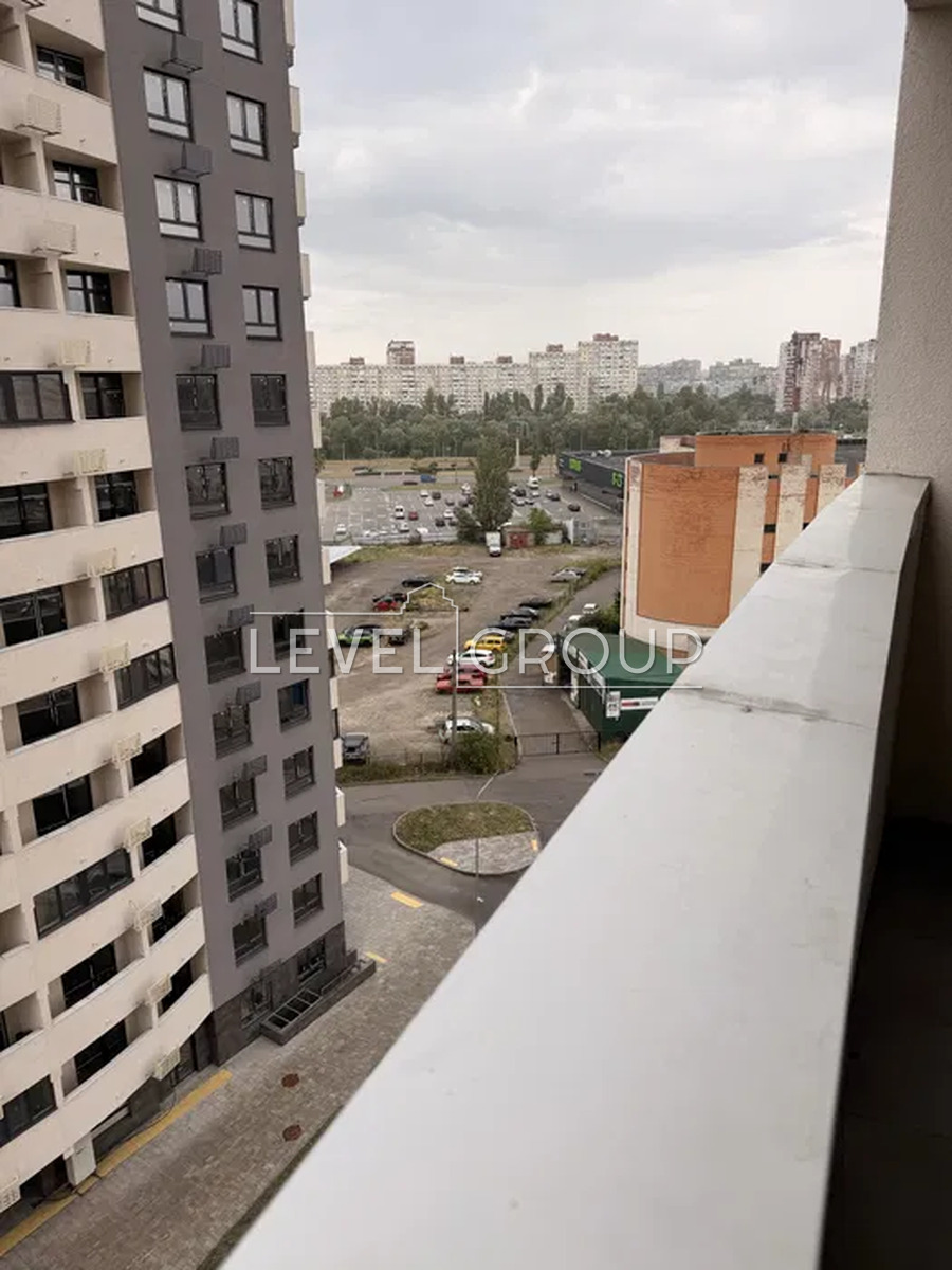 Mykola Kybalchych St., 1v