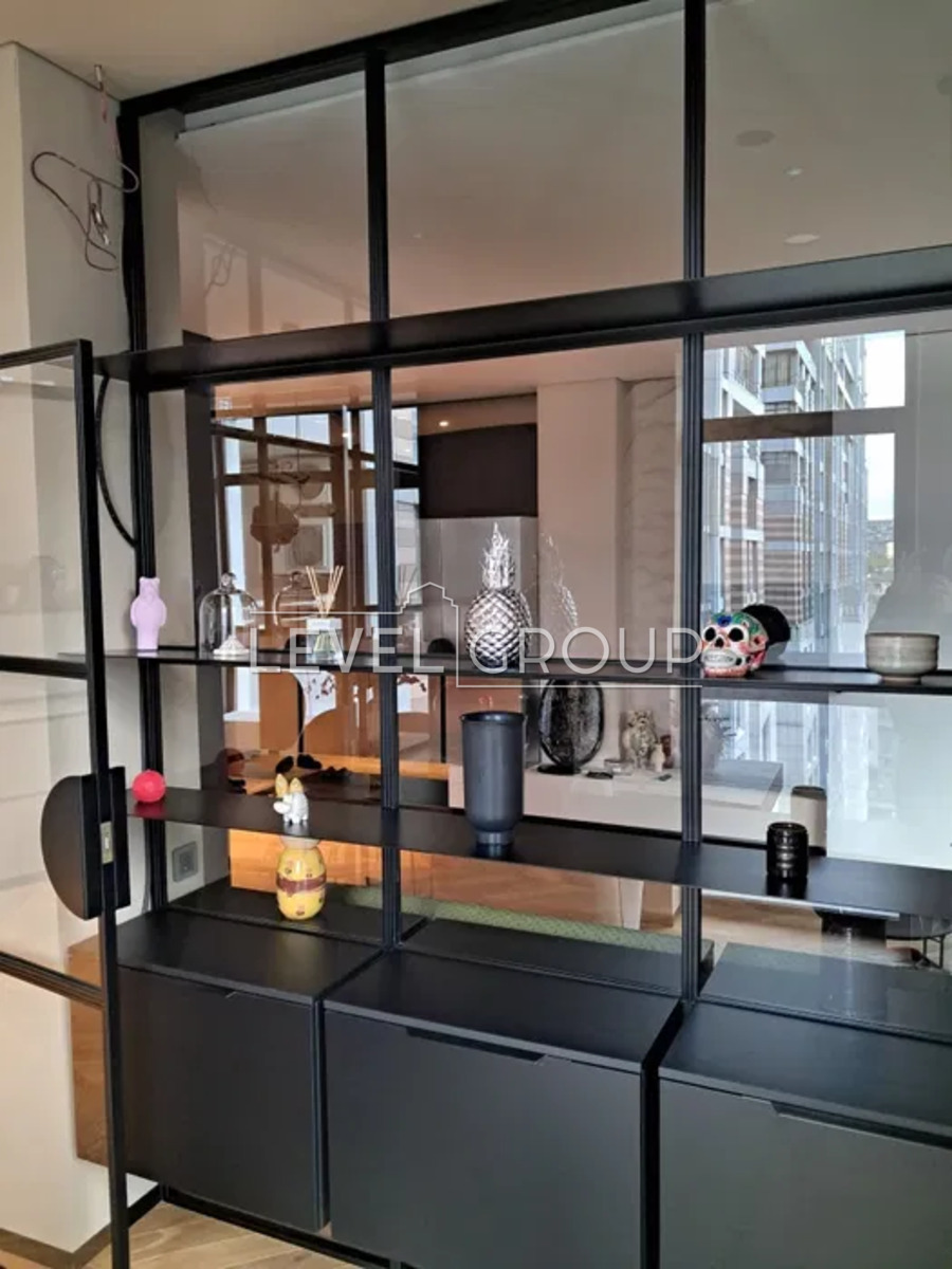 Андрія Верхогляда вул. (Михайла Драгомірова), 5