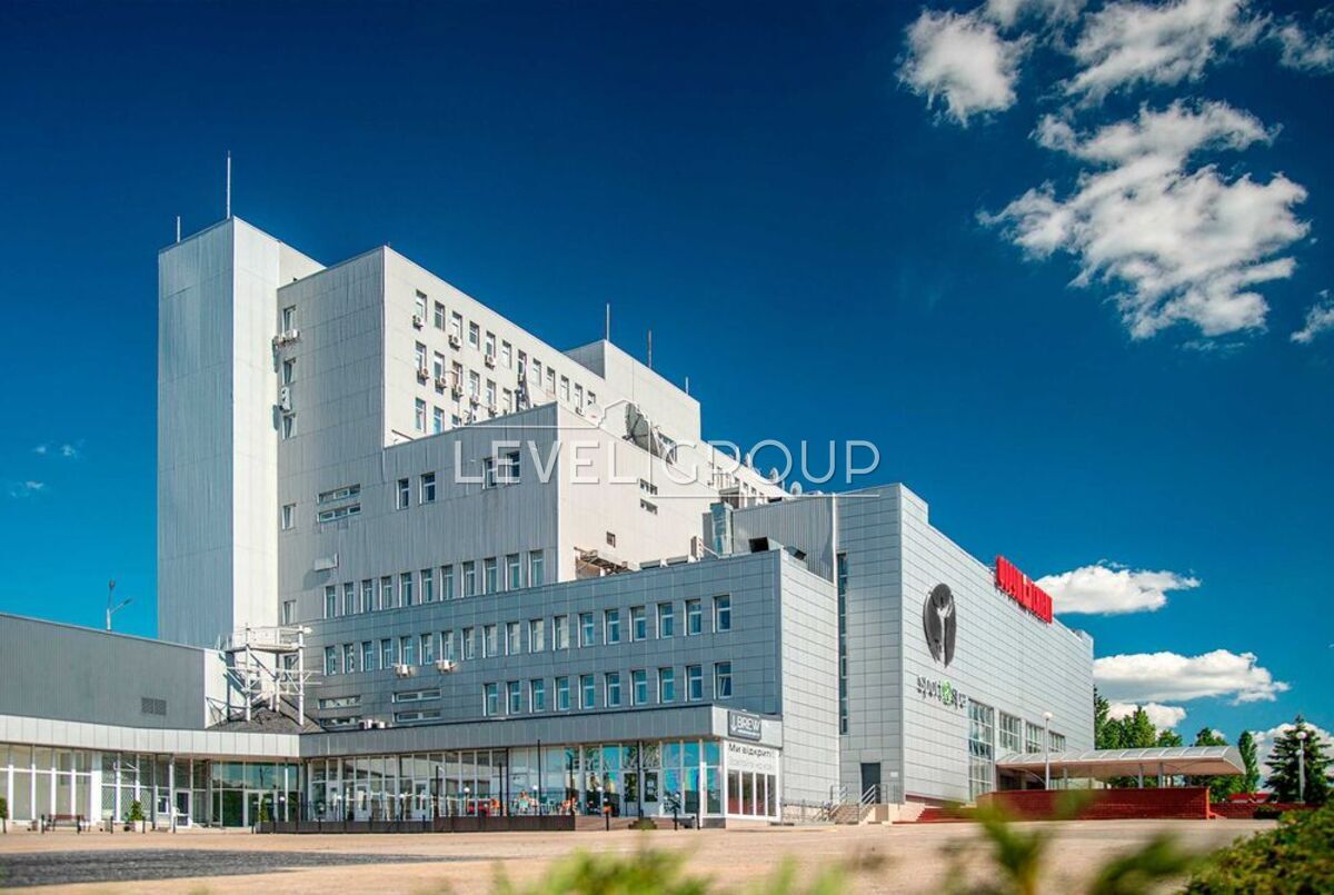 Героїв Космосу вул., 4