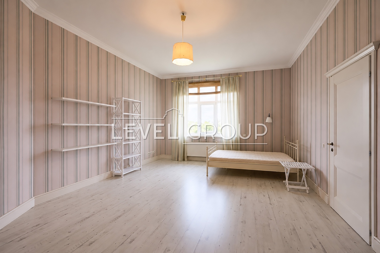 Lesia Ukrainka St., 22