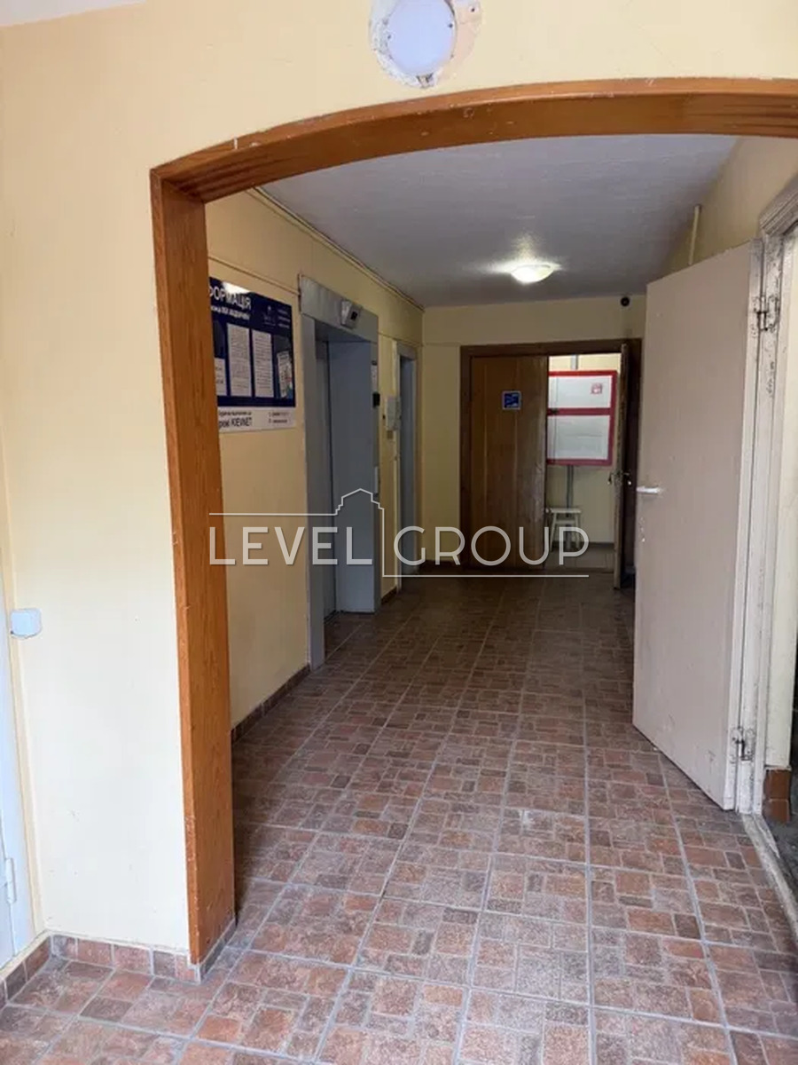 Georgiy Gongadze Avenue, 9a