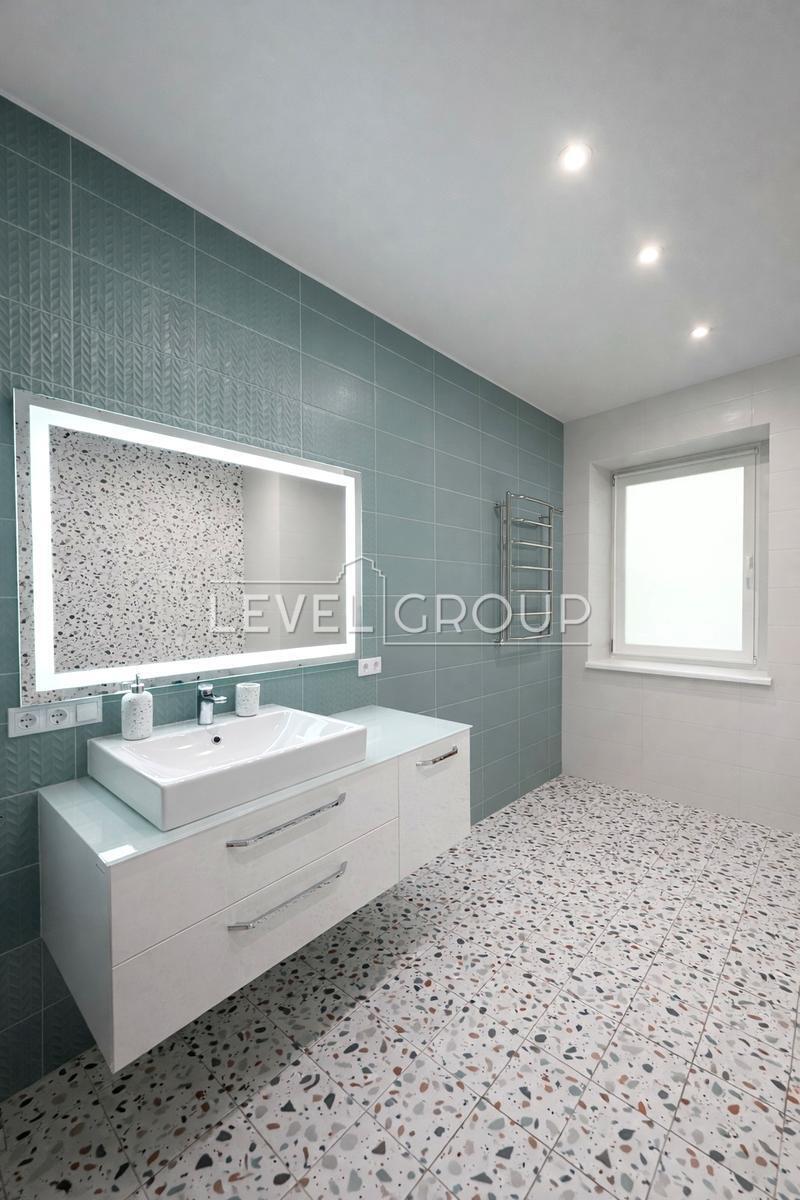 Петрівський пров., 10